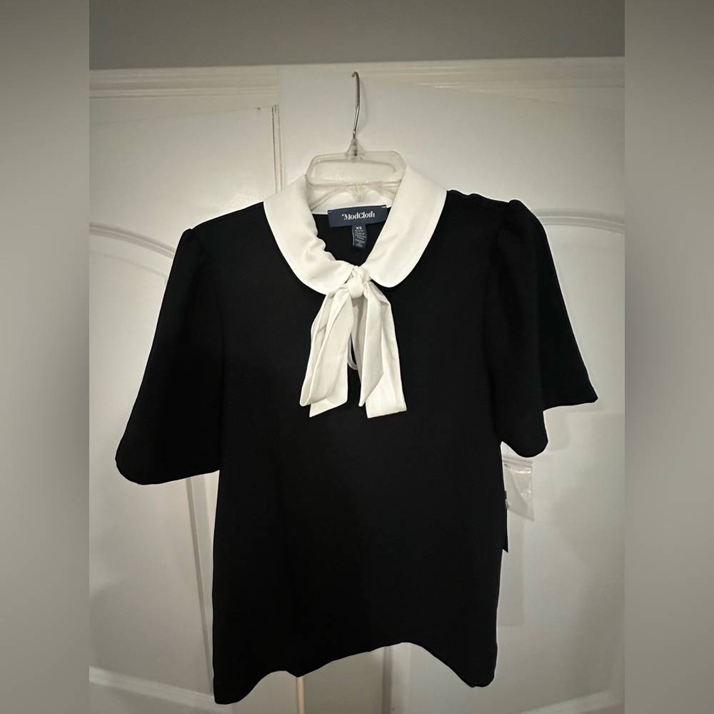 ModCloth Black Vintage-Inspired Blouse, size XS